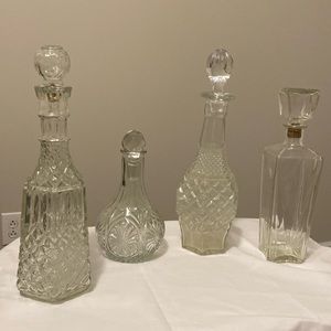 Set of 4 decanters